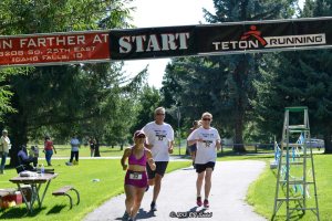 during_Pat_Todd_Melanie